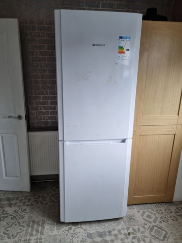 Hotpoint family fridge freezer - hotpoint,