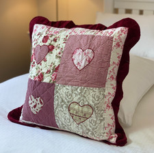 18"x18" Patchwork Velvet Red