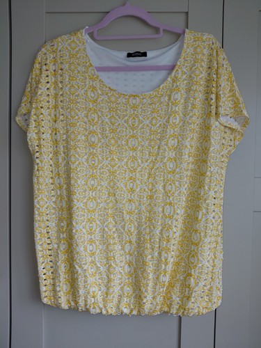 Klass top size yellow eyelet - top,