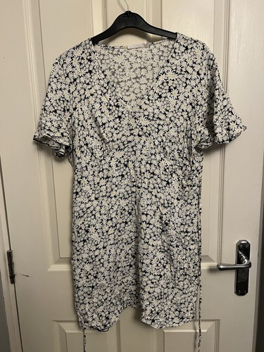 Primark cares grey - cares, floral