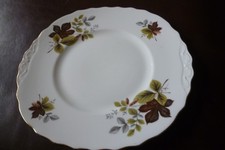 QUEEN ANNE ENGLISH BONE CHINA "AUTUMN LEAVES"  CAKE/BREAD PLATE