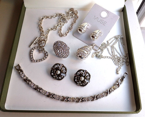 Bundle sparkly silver - , tone