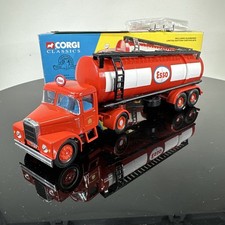 Corgi Classics ESSO Scammell Highwayman & Tanker Trailer Set 16302