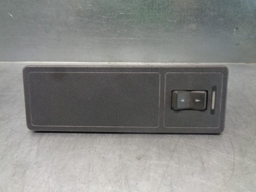 Yud10027 right front - front, power