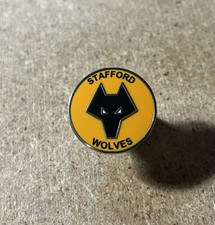 WOLVES RARE STAFFORD WOLVES FOOTBALL SUPPORTERS BADGE