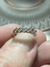 9ct Yellow Gold .20 Ladies