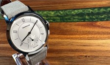 Merkur (Thin UFO) M01D Mechanical Vintage Style Dress Watch