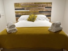 Reclaimed Timber Metallic Pallet Wood Wall Cladding Pack - ( 1m2 Pack Mix)