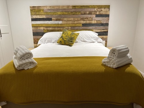 Reclaimed timber metallic - timber,