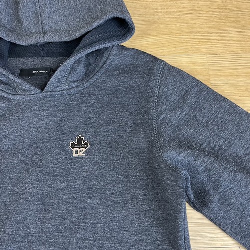 Dsquared2 maple leaf logo - d2,