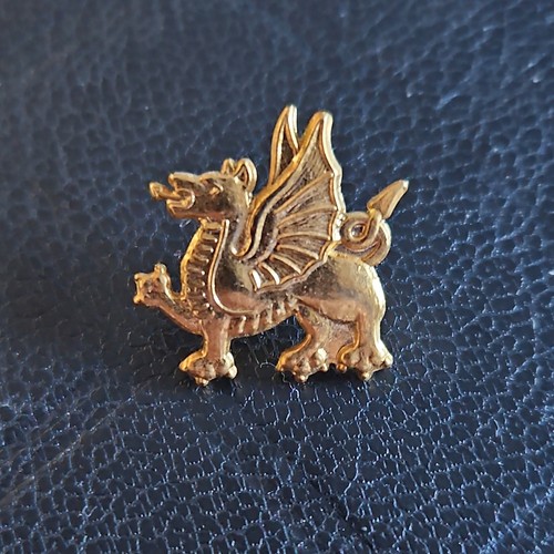 Welsh dragon badge pin - dragon,