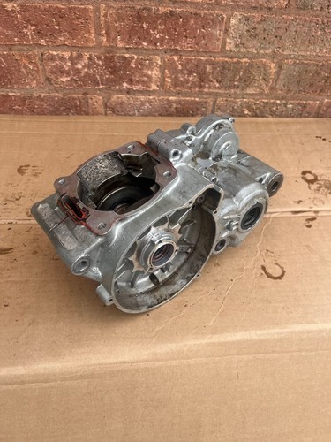 Jotagas crankcase halves - crankcase,