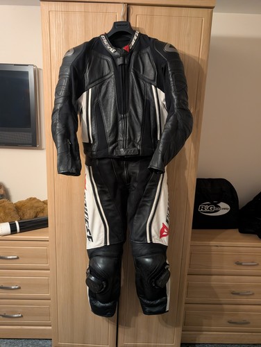 Dainese piece leather suit - 2,