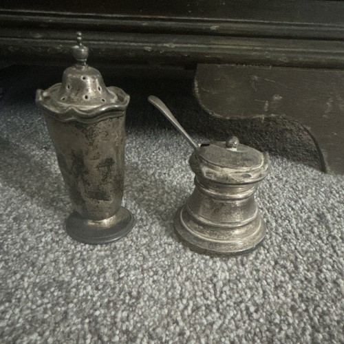 Silver plate pepper shaker - silver,