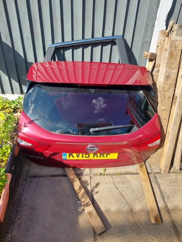 Tailgate nissan qashqai 2015 - qashqai,