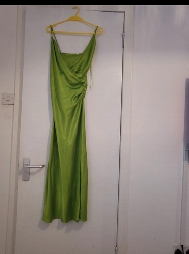 Brandnew zara maxi - dress, grass