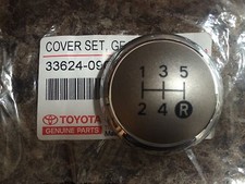 GENUINE TOYOTA AURIS GEAR KNOB