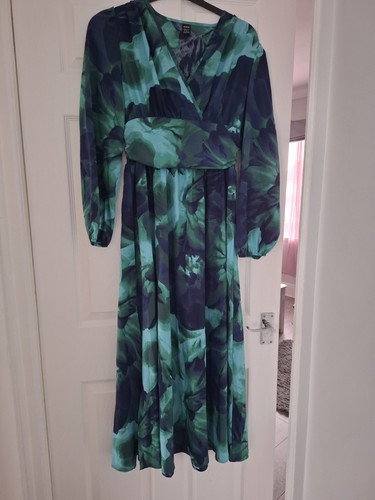 Beautiful brand new occasion - brand,