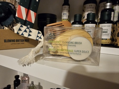 Body shop cleansing - body,