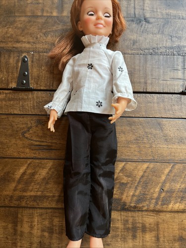 Vintage crissy fashion doll - fashion,