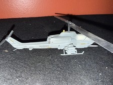 1:100 Scale US Marines Bell