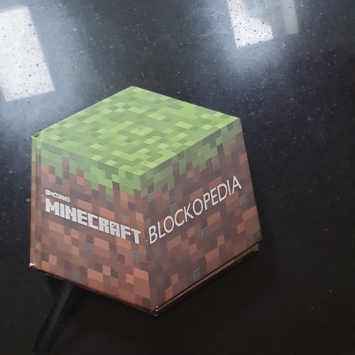 Minecraft blockopedia book - minecraft,