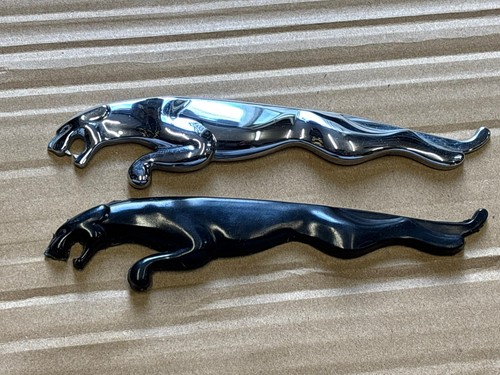 Jaguar black rear badge emblem - black,