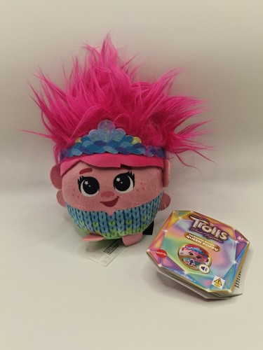 Trolls band together - together, queen