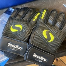 NEW Size 7 Sondico Match