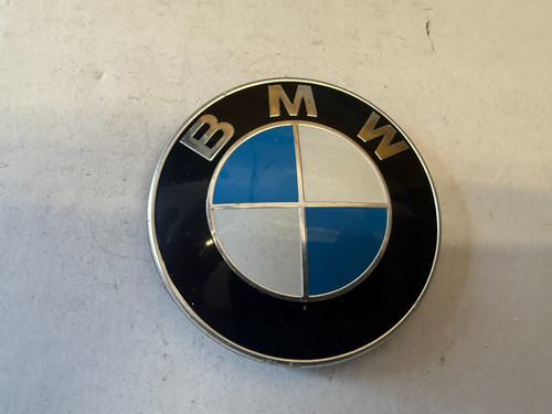 Bmw front bumper emblem - front,