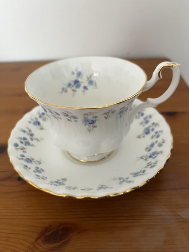 Royal albert bone china memory - albert,