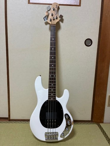 Sterling musicman ray34 - by,