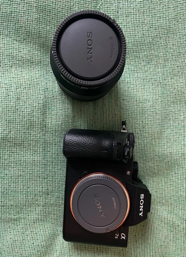 Sony mirorless camera - a7, ii