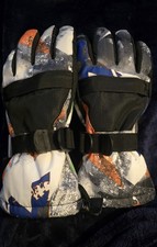 NEW Ski Gloves Size L – 3M