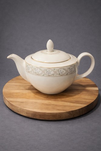 Vtg royal doulton new romance - ,