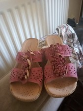 Womens Size 6 , Plum Colour Leather Sandals, Cushion Walk