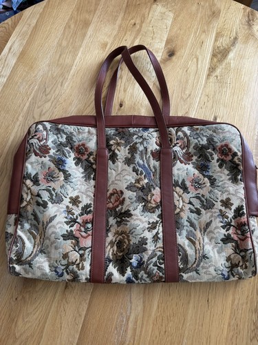 Vintage house fraser - vintage, of
