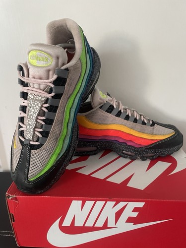 Rare size exclusive - u, size?