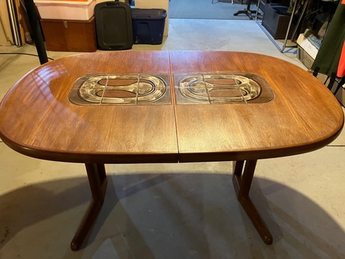 Danish teak ext - table, with