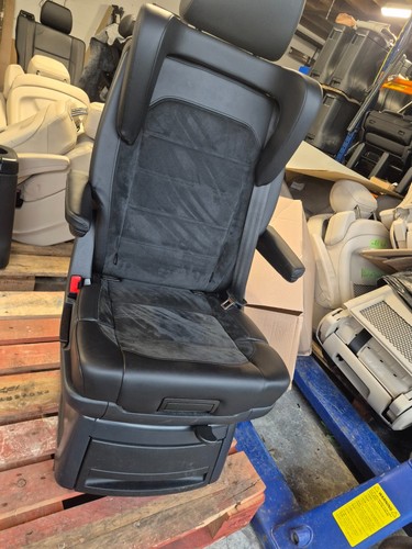 Transporter caravelle - t6.1,