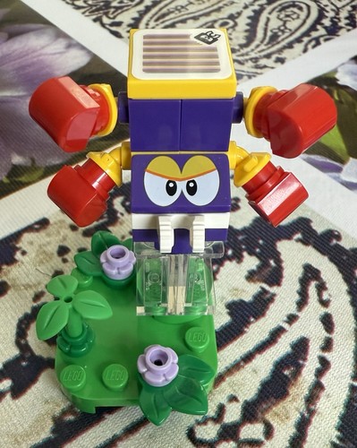 Lego super mario scuttlebug - lego,