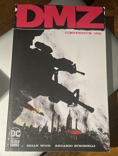 Dmz compendium one black - one, (dc