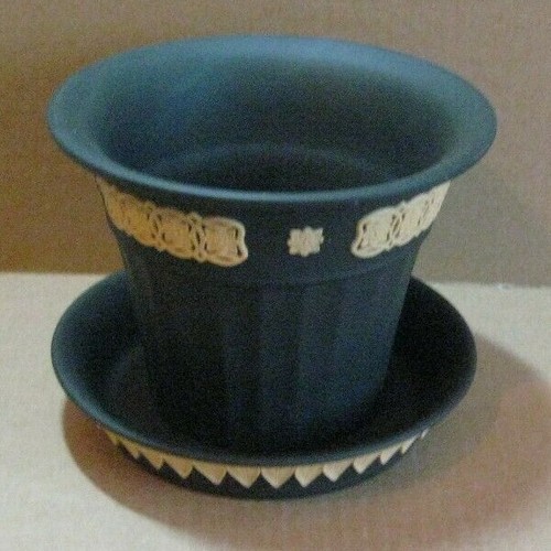 Wedgwood black yellow - wedgwood, &
