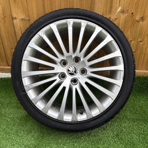 Genuine skoda superb - skoda,