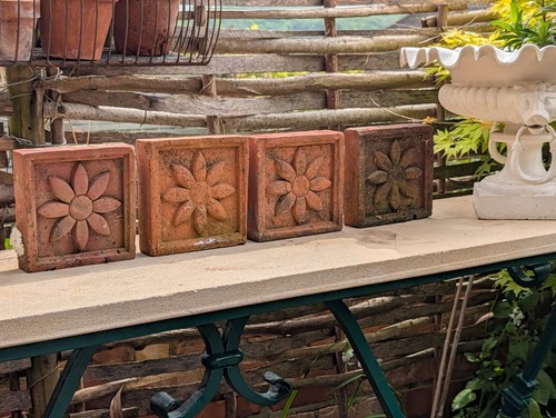 Set four pretty decorative - set,