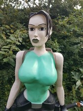 life size model statue Lara Croft , Tomb Raider