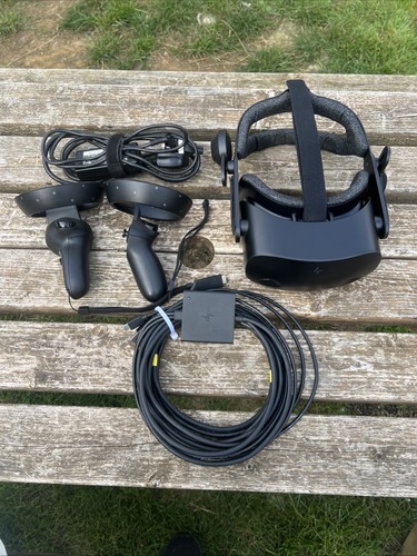 Reverb virtual reality - virtual,