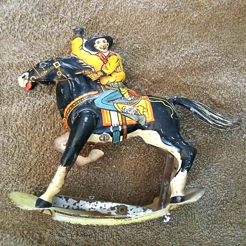 Marx wind rocking horse - up,