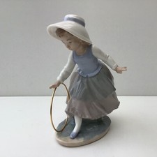 Nao By Lladro Figurine - Girl