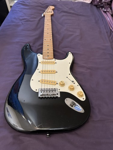 Fender squire stratocaster - squire,